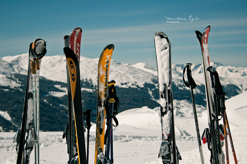 Skis stuck in the snow.