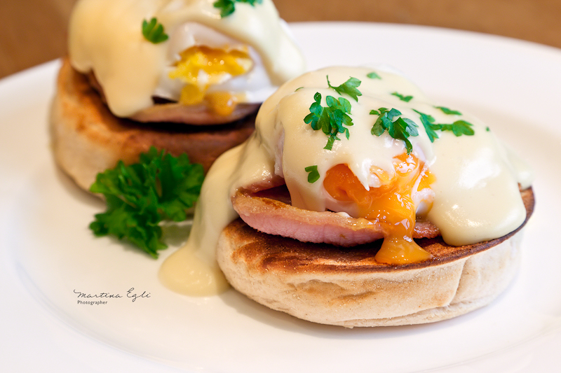 Breakfast: Eggs Benedict